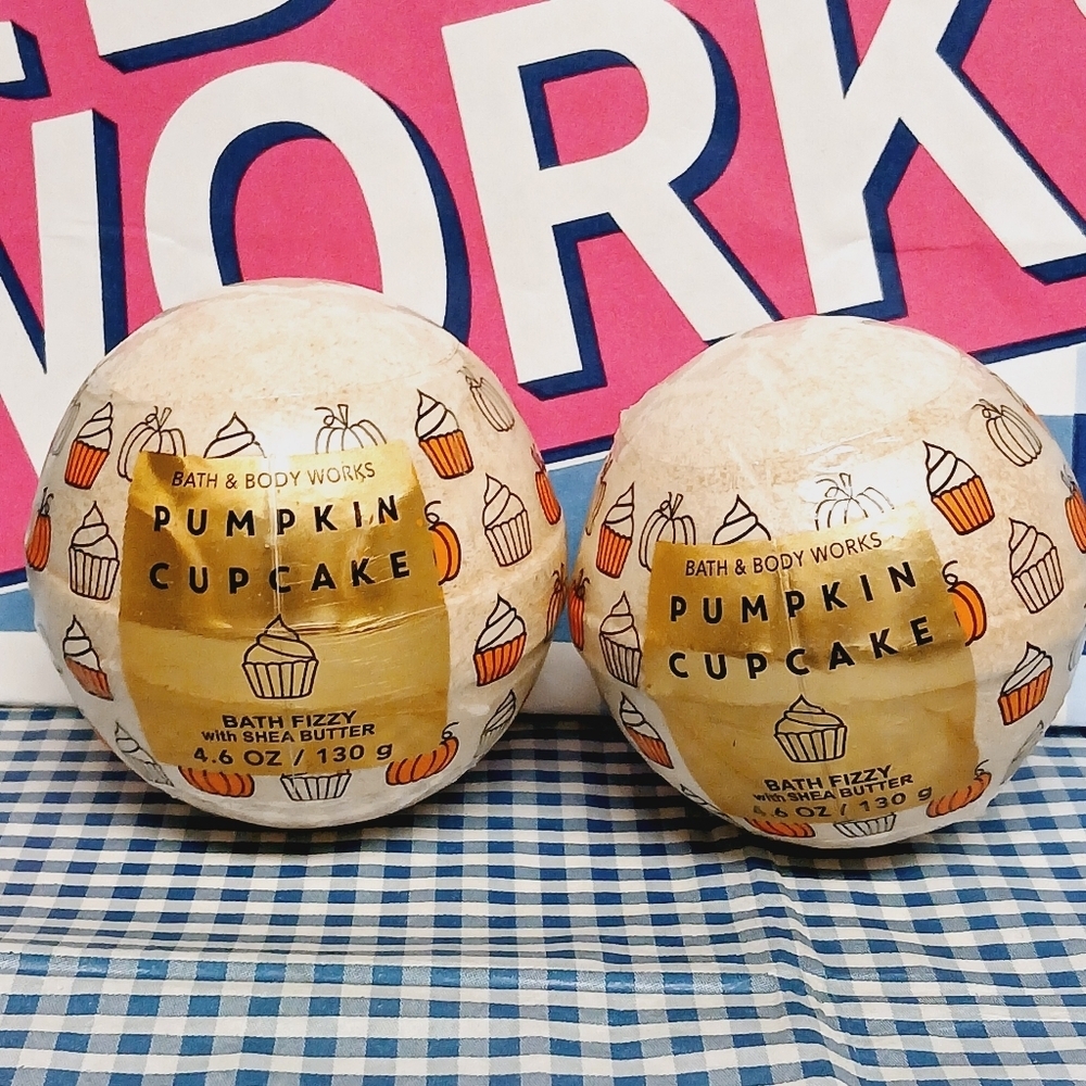 Bath and Body Works Pumpkin Cupcake Bath Bombs